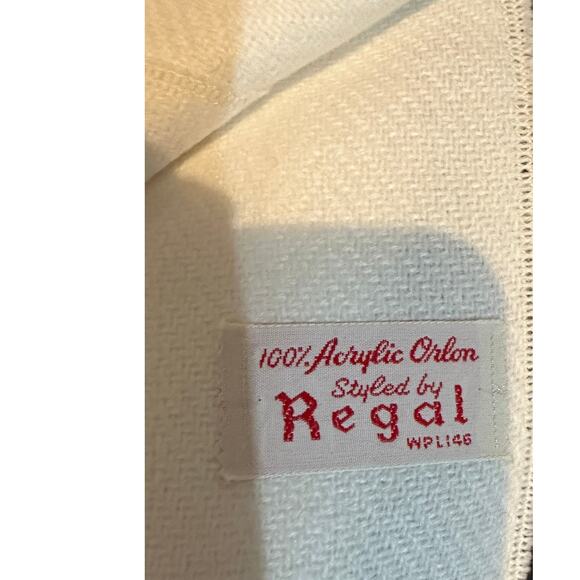 Vintage 100% Acrylic Orlon Styled by Regal White Scarf 12" x 50" - Picture 4 of 5